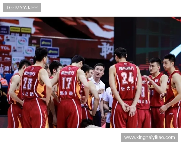 南京篮球队在钻石联赛中的蜕变与重生之路探索