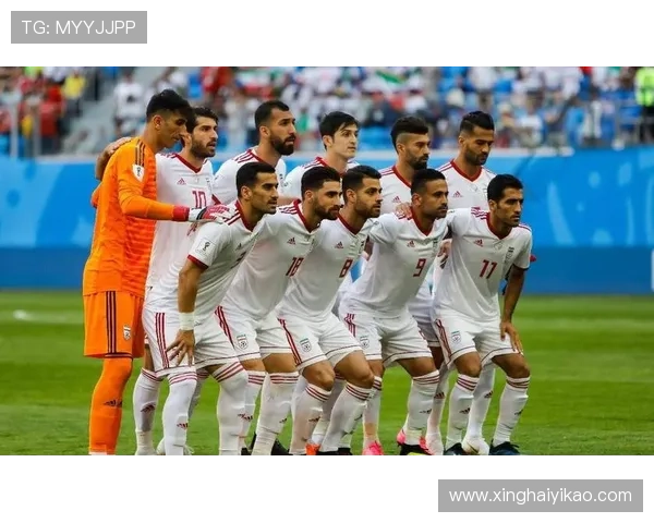 伊朗足球明星风采展现精彩瞬间的照片与图片合集